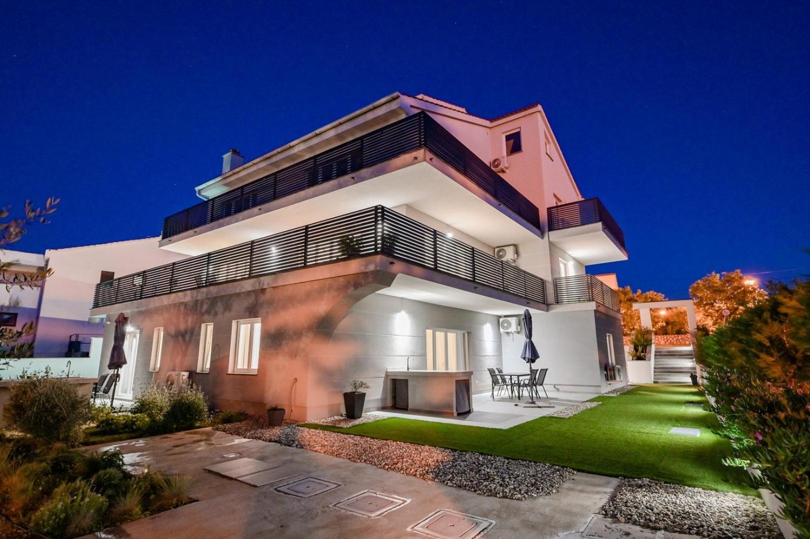 Luxury Apartments Villa Lacrima Šilo 外观 照片
